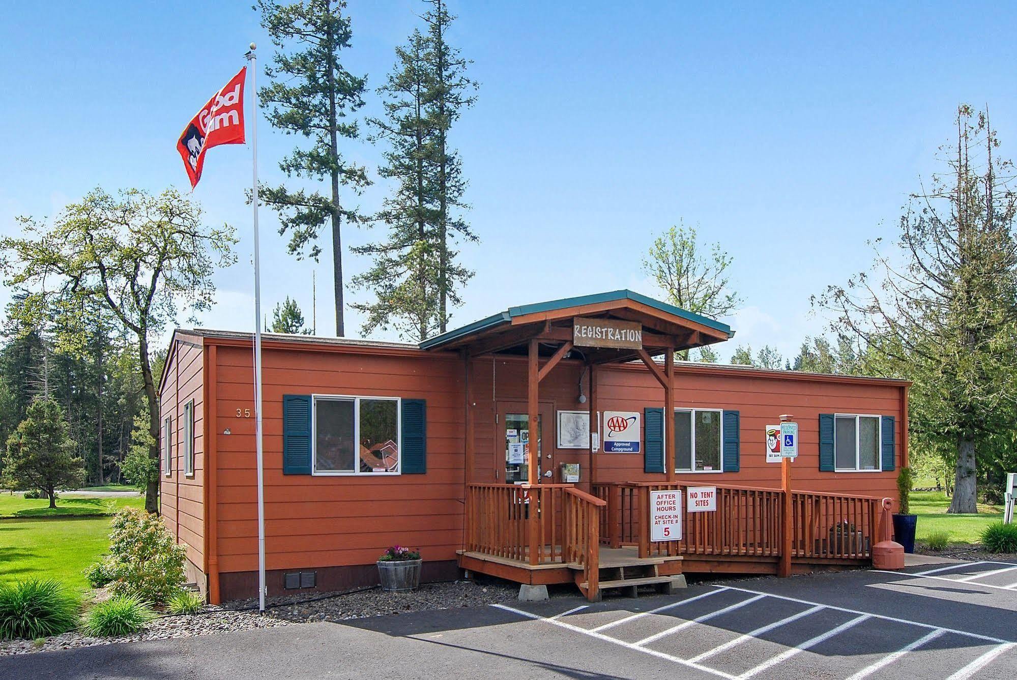 Silver Cove Rv Resort Silver Lake エクステリア 写真